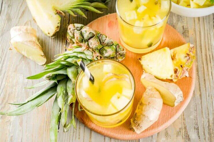 Ananas, succo ananas, zenzero